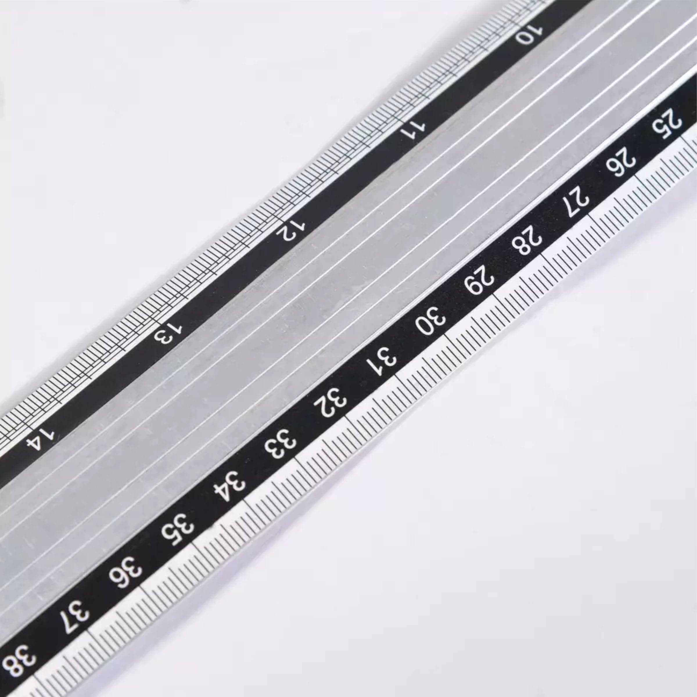 T Square Aluminium With Cover 24"
